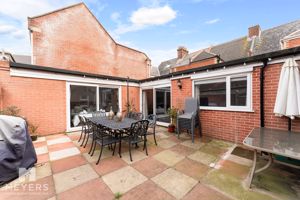 Photo 18- click for photo gallery